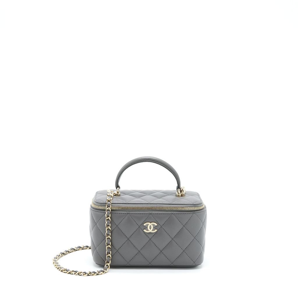 chanel-22a-top-handle-long-vanity-with-chain-grey-ghw