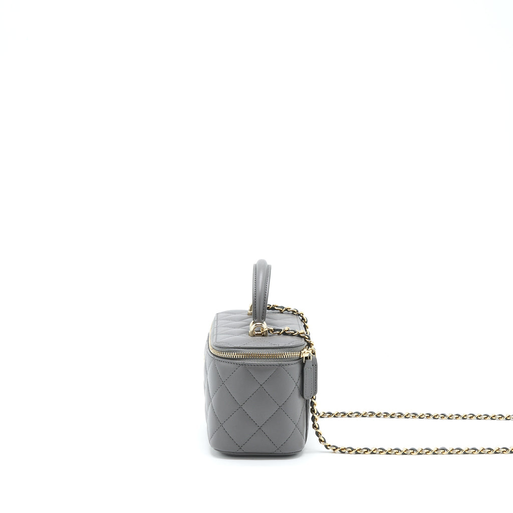 chanel-22a-top-handle-long-vanity-with-chain-grey-ghw