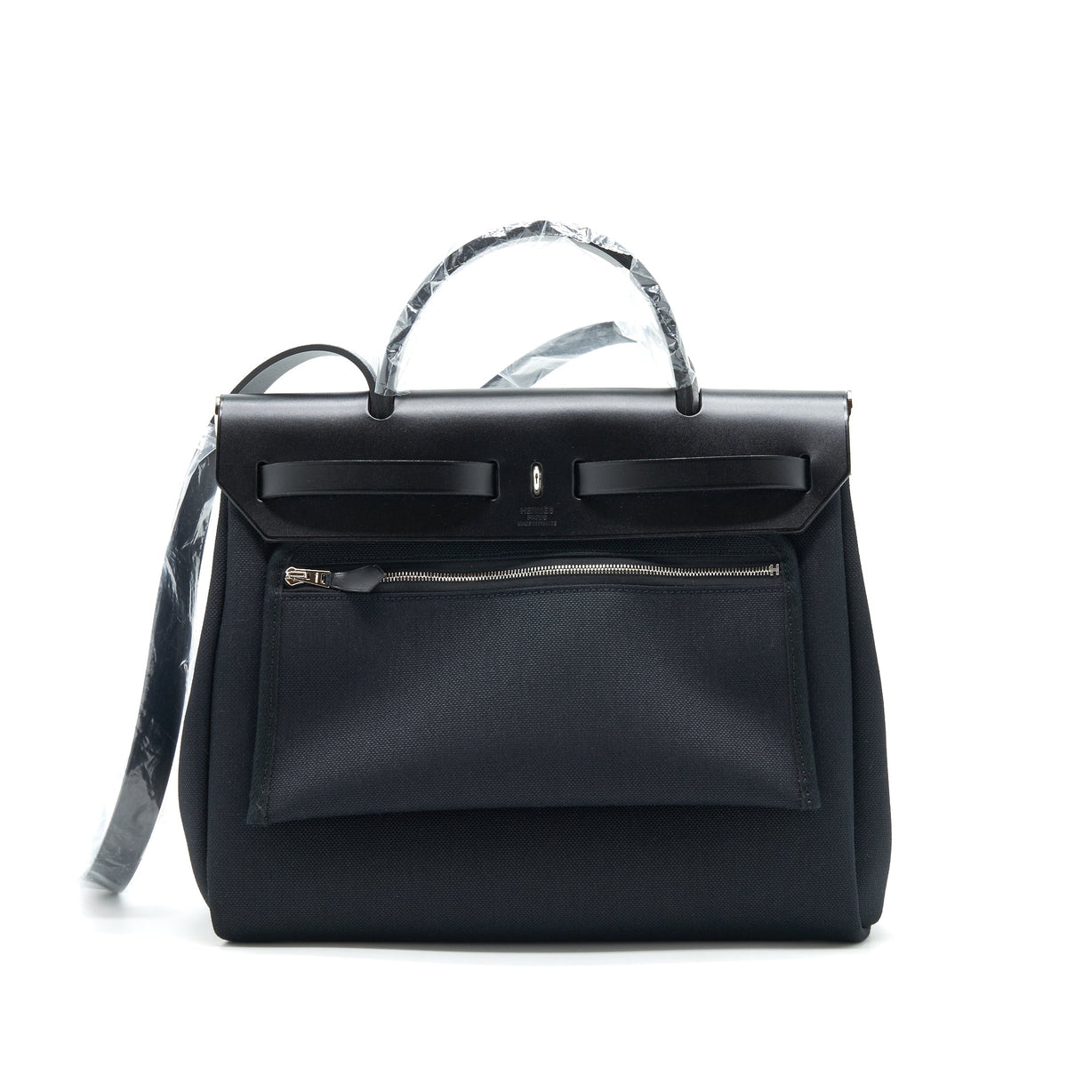 hermes-herbag-zip-31-retourne-bag-in-noir-stamp