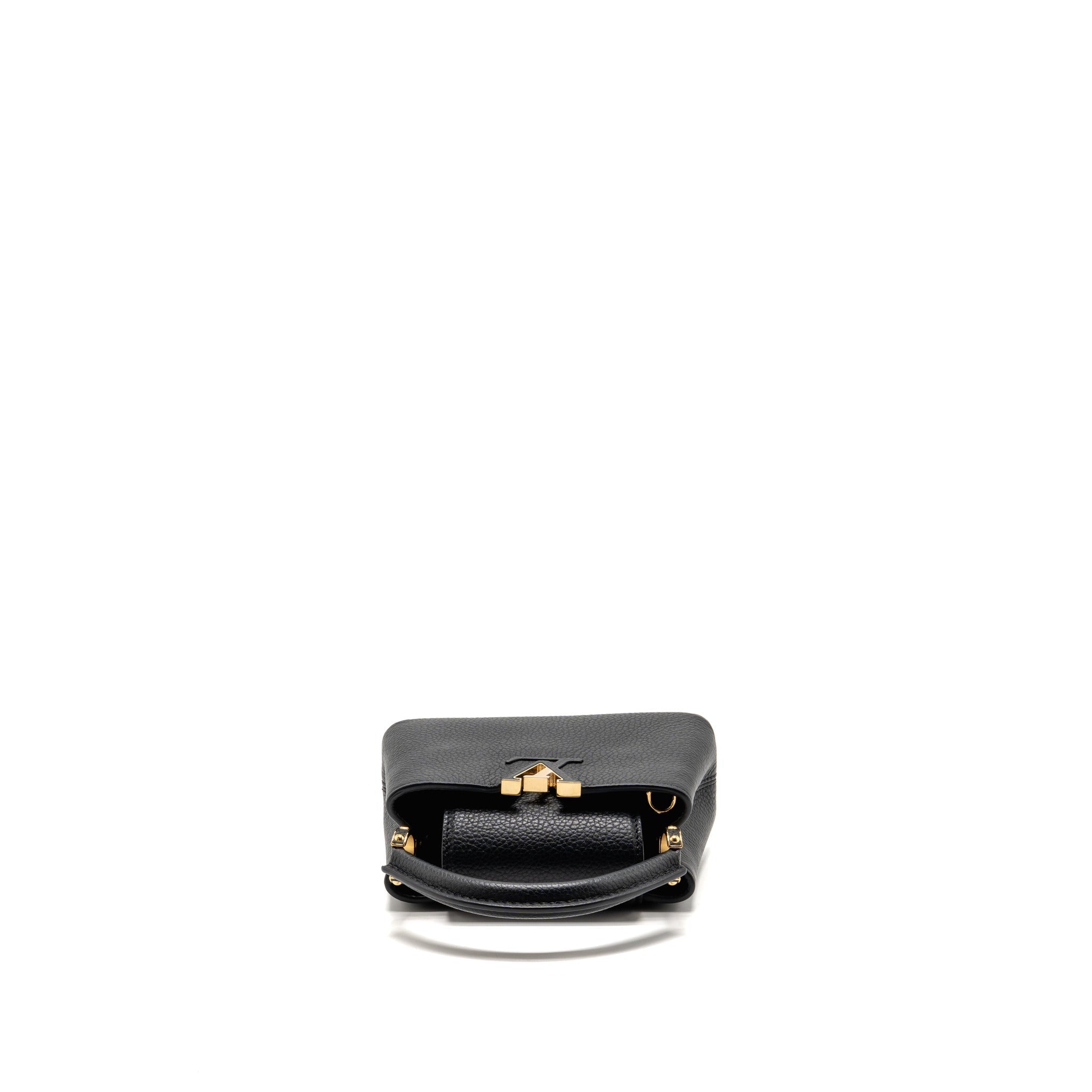 lv-capucines-black-3