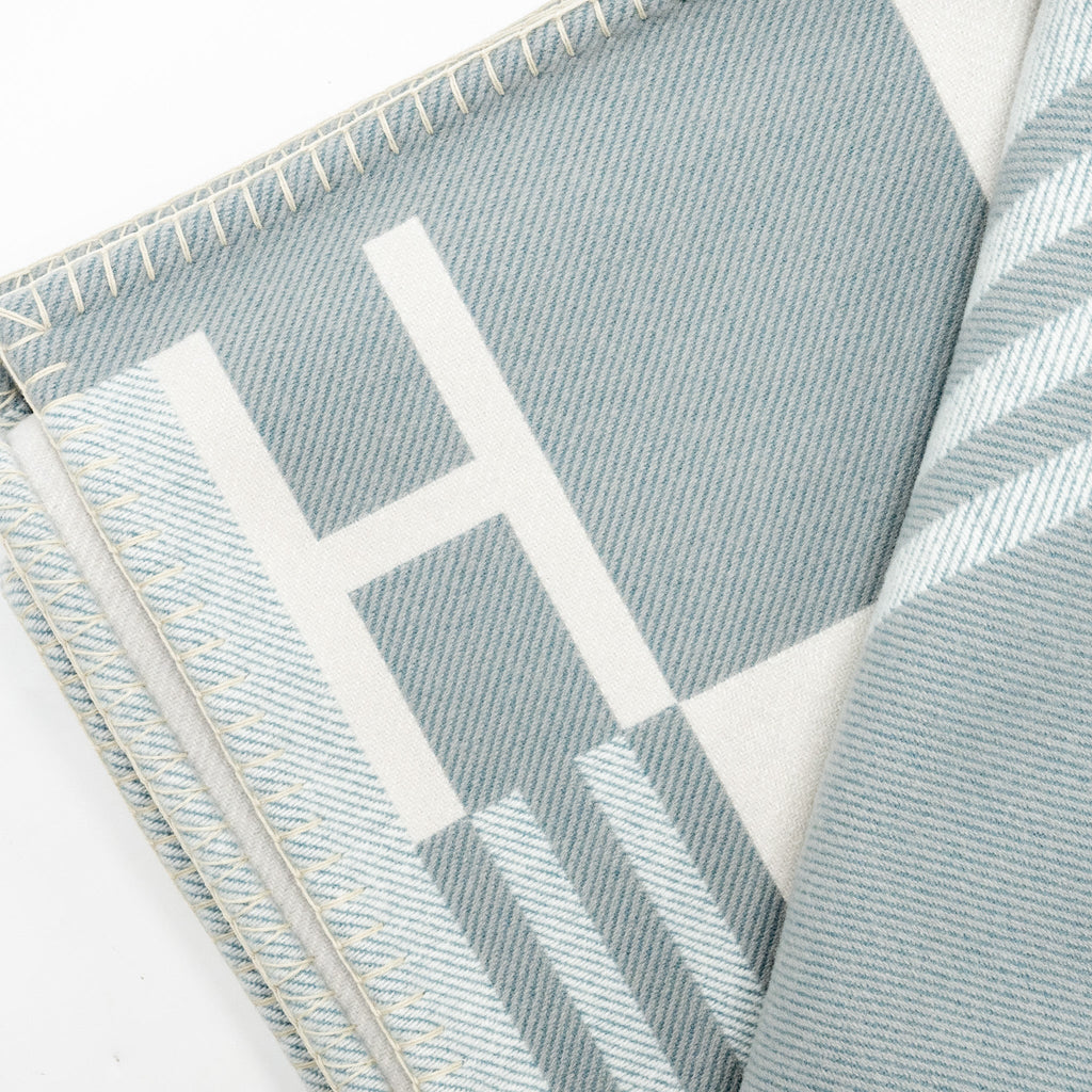 hermes-ithaque-blanket-wool-cashmere-gris-perle-5