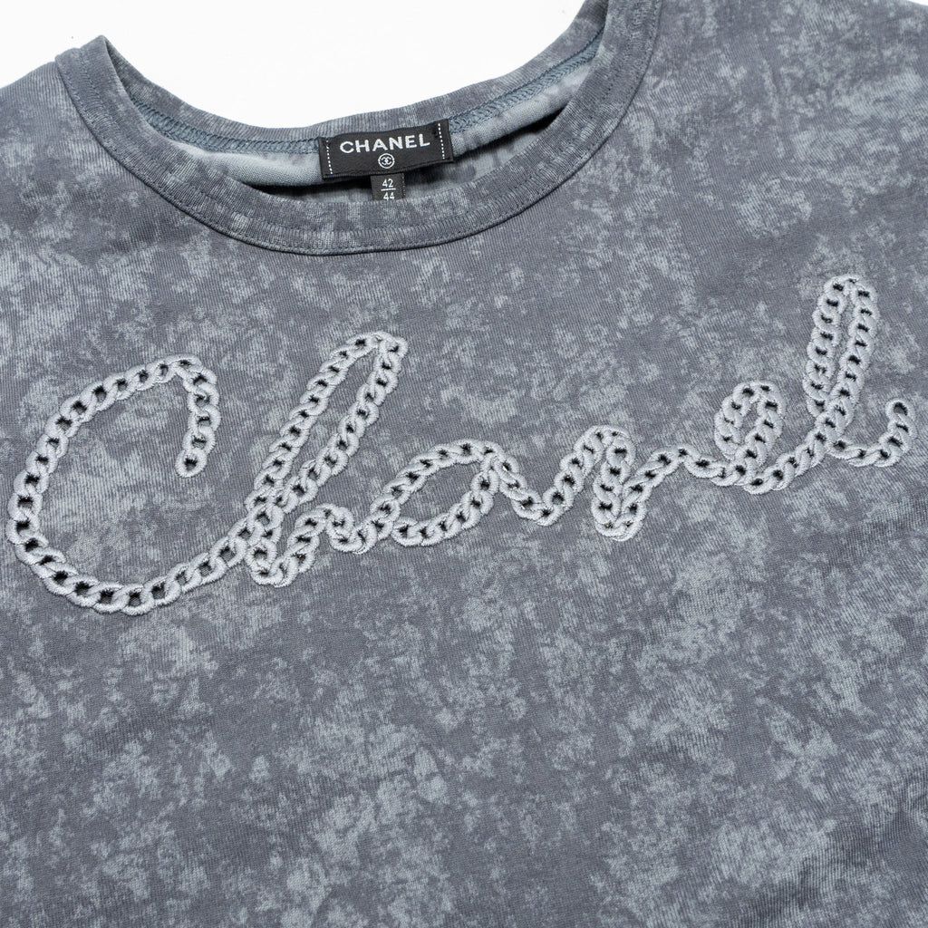 chanel-size-42-44-20s-signature-logo-with-crystal-cc-logo-plaque-t-shirt-cotton-gray