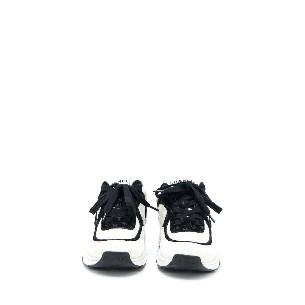 chanel-size-35-22a-trainers-printed-suede-calfskin-black-white