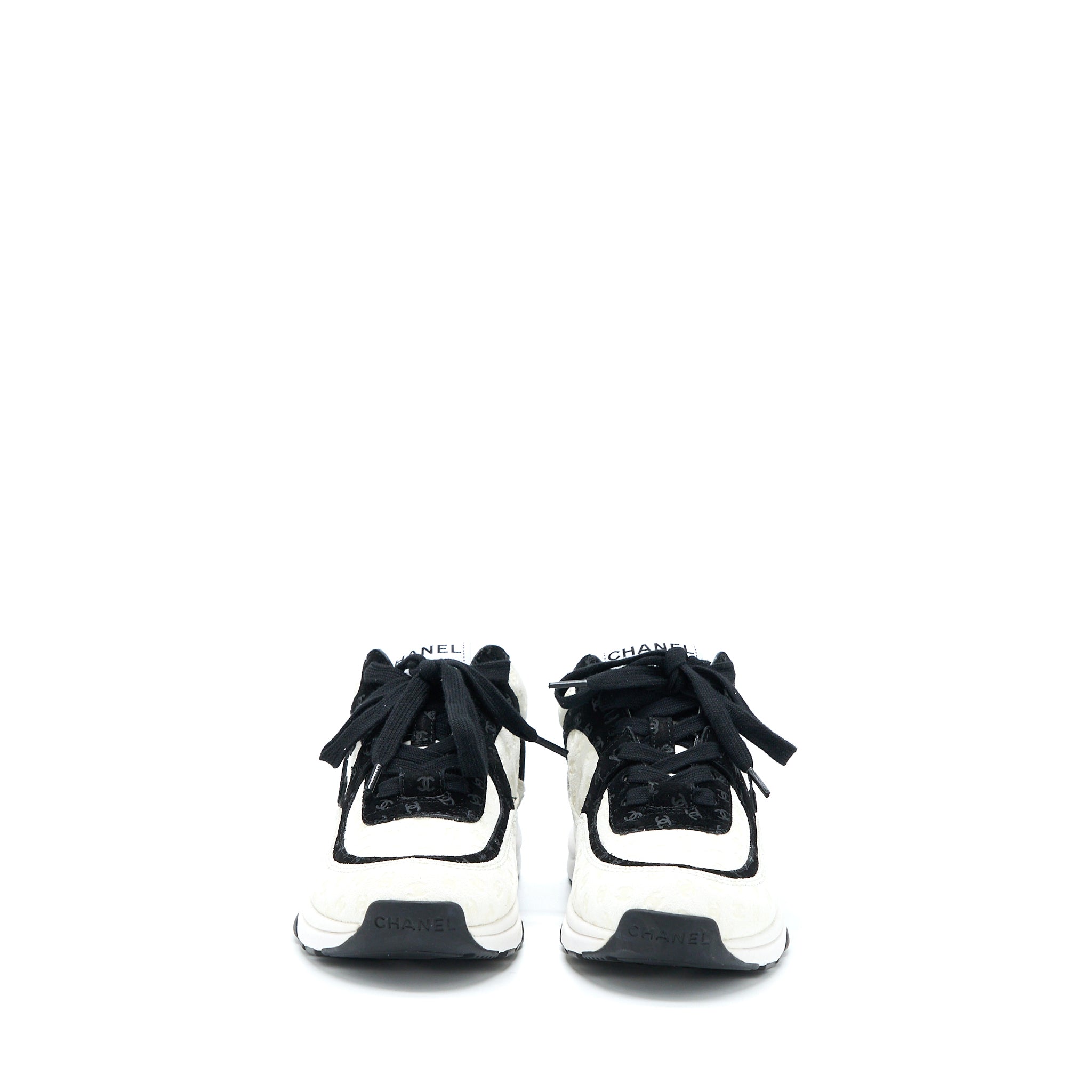 chanel-size-35-22a-trainers-printed-suede-calfskin-black-white