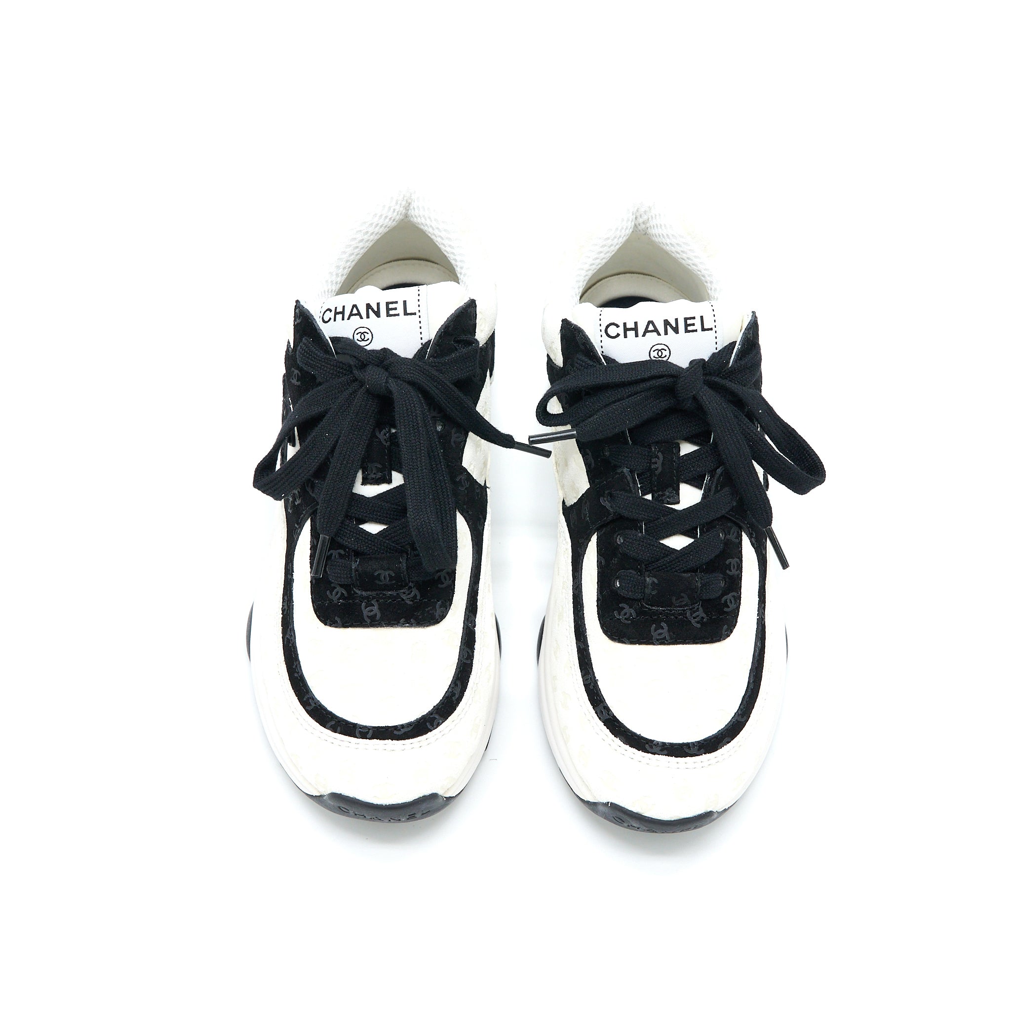chanel-size-35-22a-trainers-printed-suede-calfskin-black-white