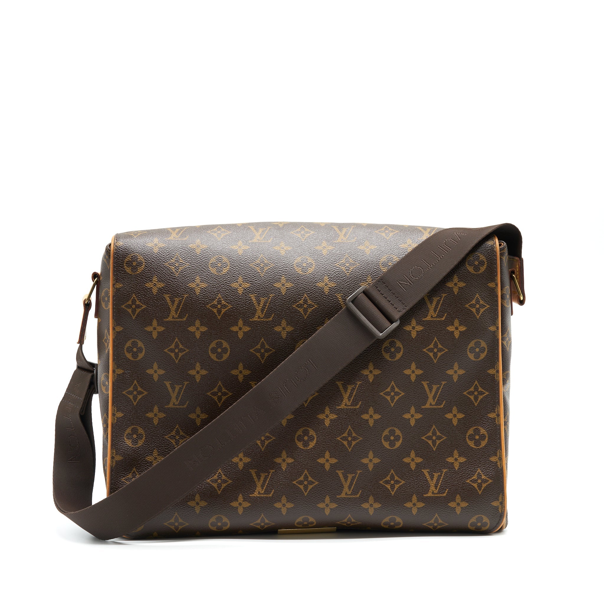 louis-vuitton-monogram-canvas-valmy-shoulder-bag