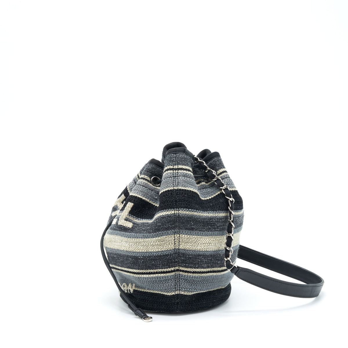 chanel-rue-camborne-bucket-bag-fabric-multicolour-shw
