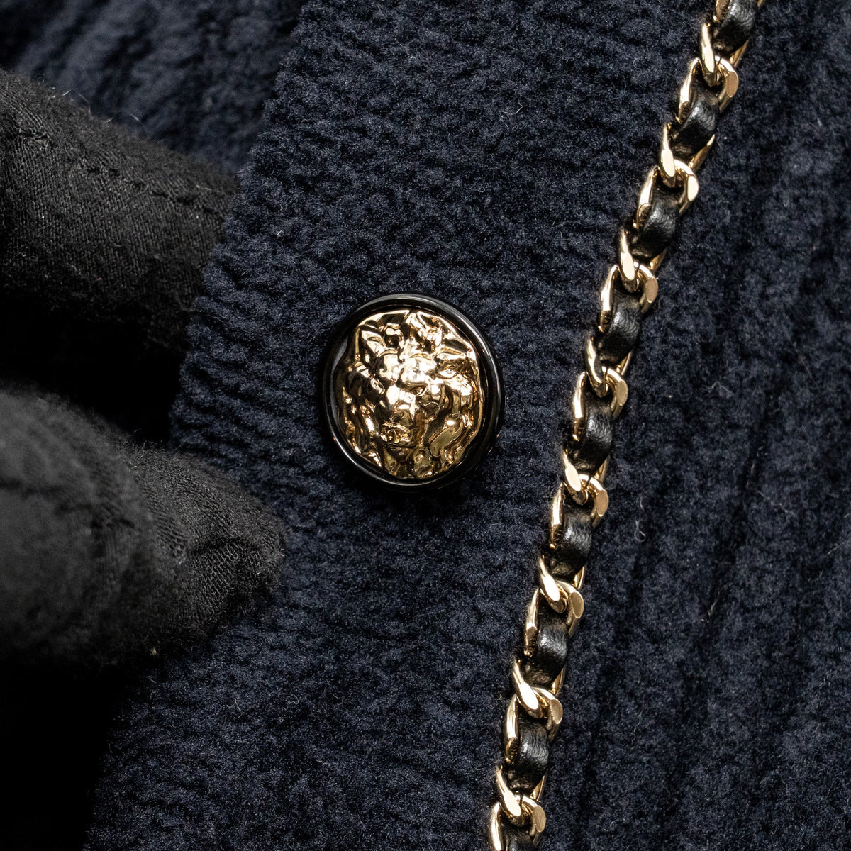 chanel-size-34-lion-button-and-leather-woven-chain-detailed-jacket-polyamide-black