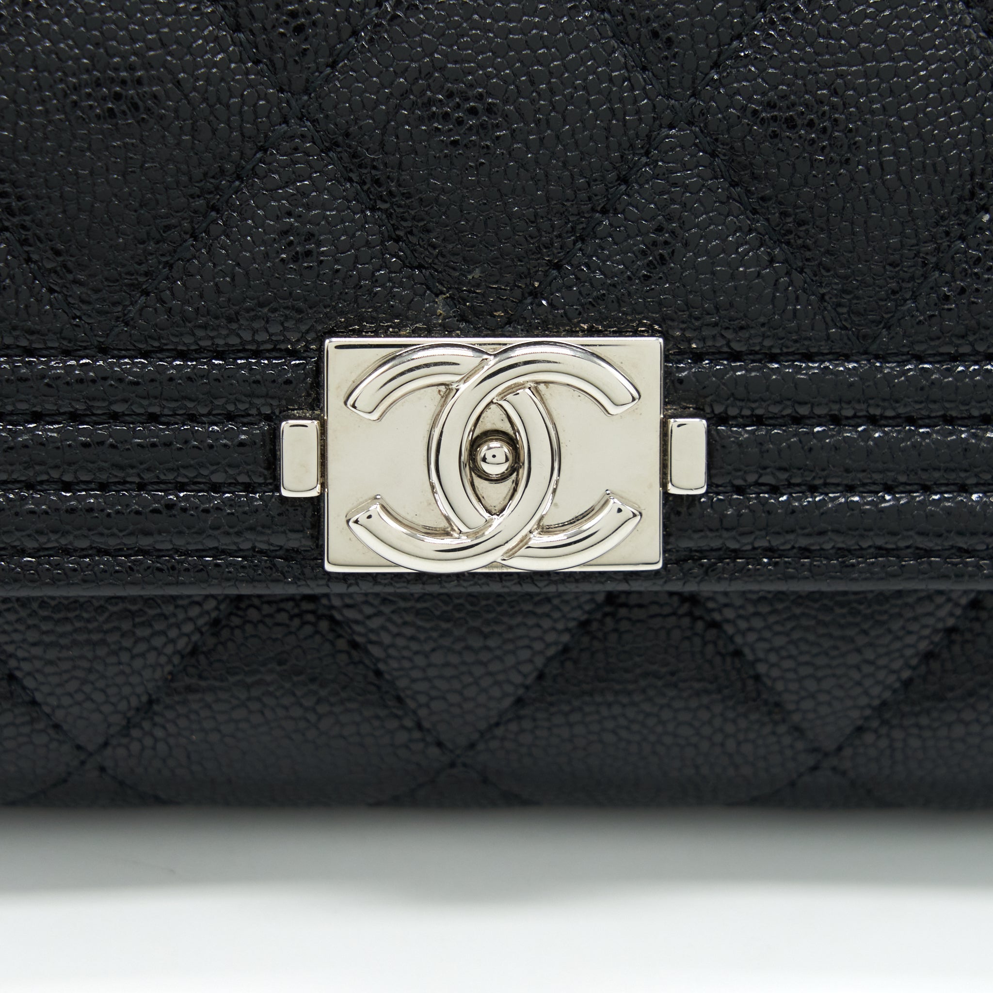 chanel-boy-card-holder-caviar-black-shw