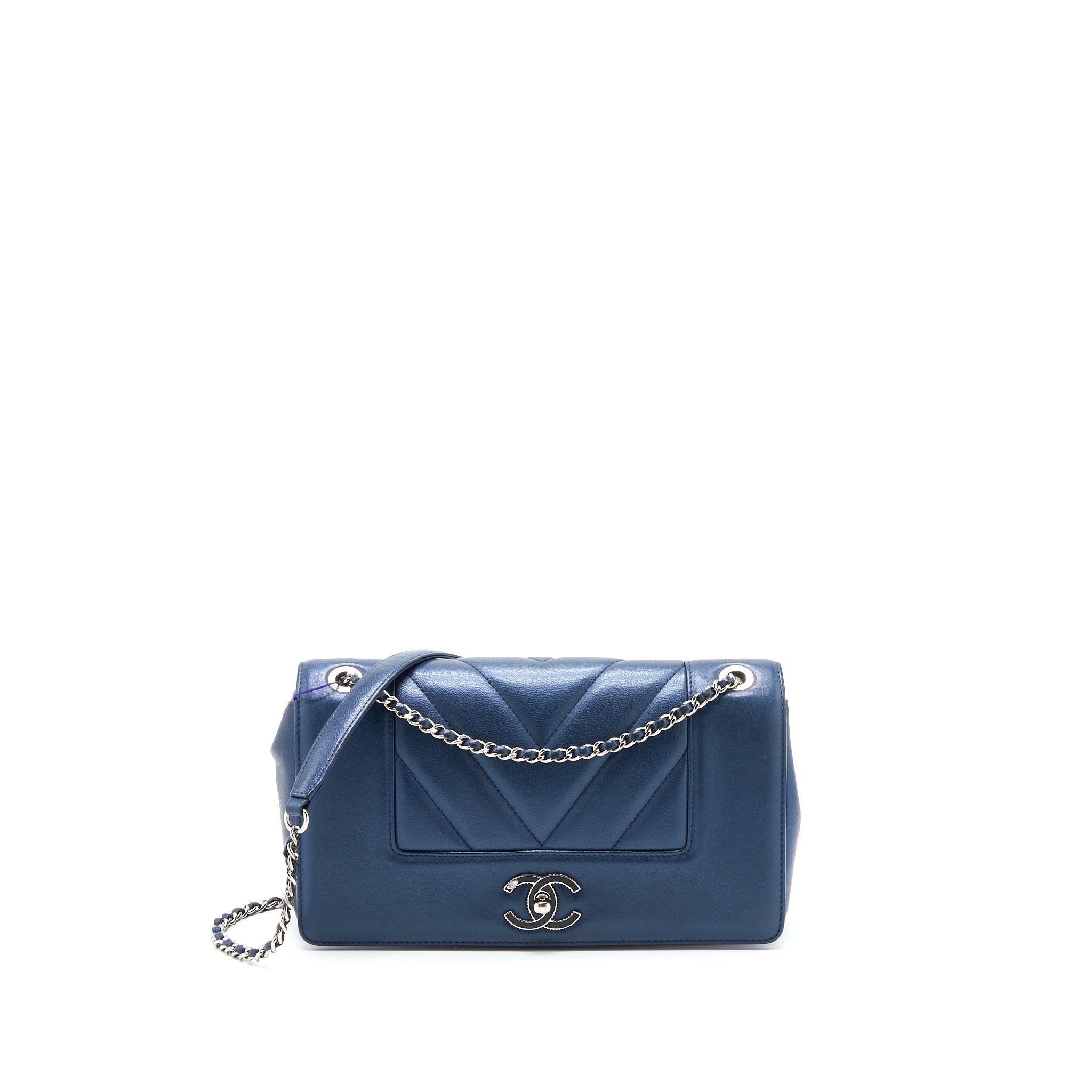 chanel-mademoiselle-flap-bag-lambskin-navy-shw
