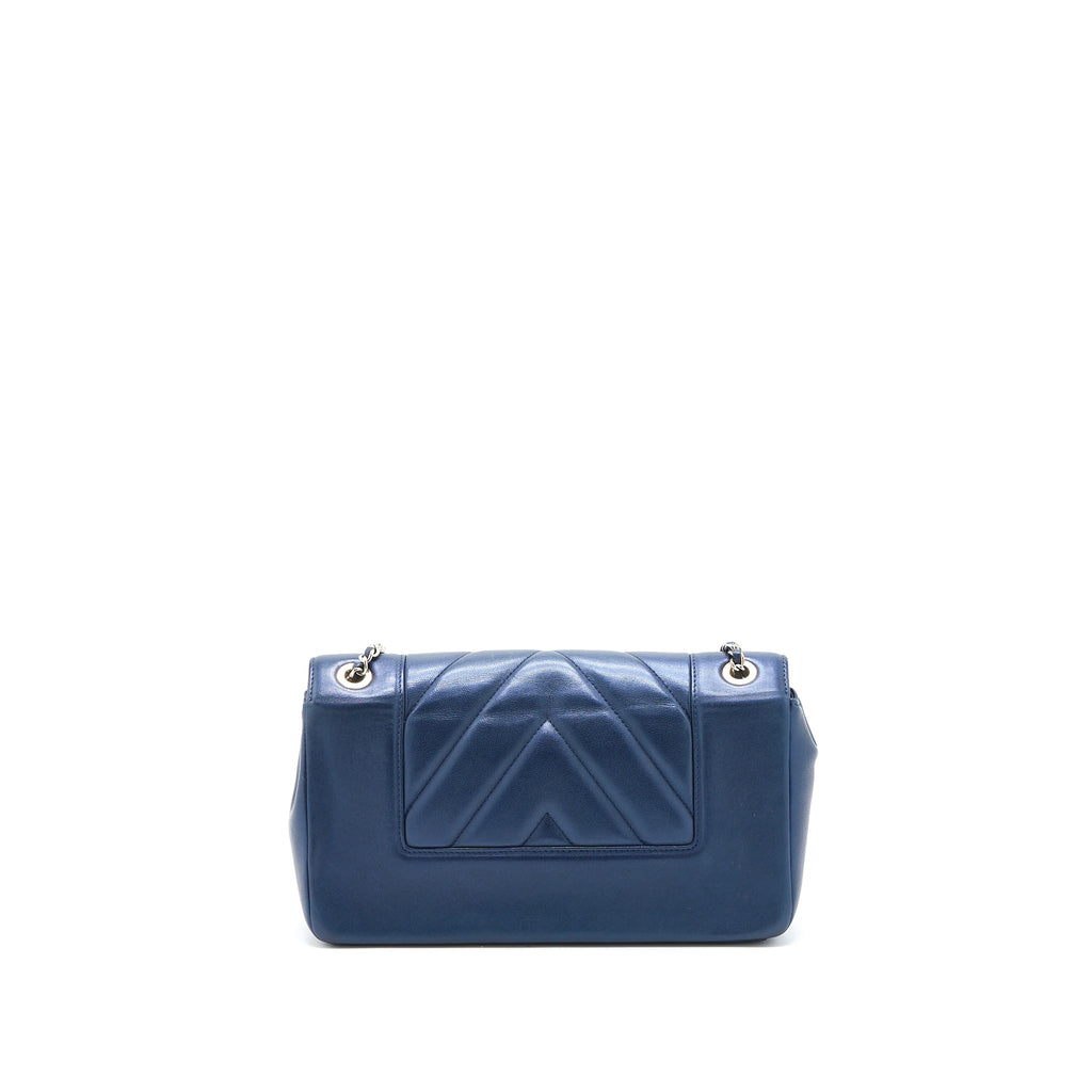 chanel-mademoiselle-flap-bag-lambskin-navy-shw