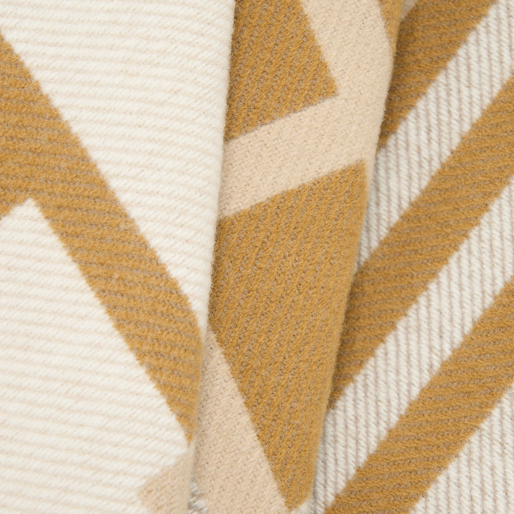 hermes-ithaque-blanket-camel-beige