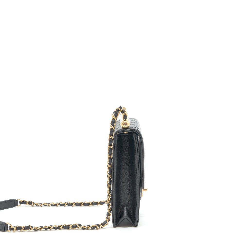 chanel-limitation-pearl-flap-bag-goatskin-black-ghw
