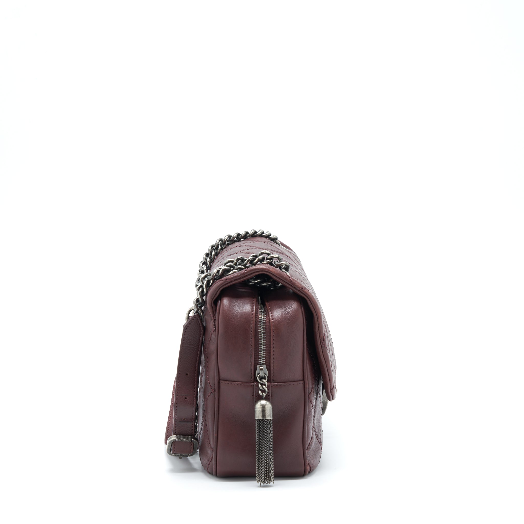 chanel-jumbo-quilted-flap-bag-calfskin-burgundy-ruthenium-hardware