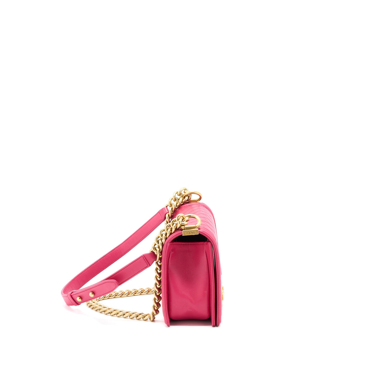 chanel-medium-boy-bag-lambskin-pink-ghw