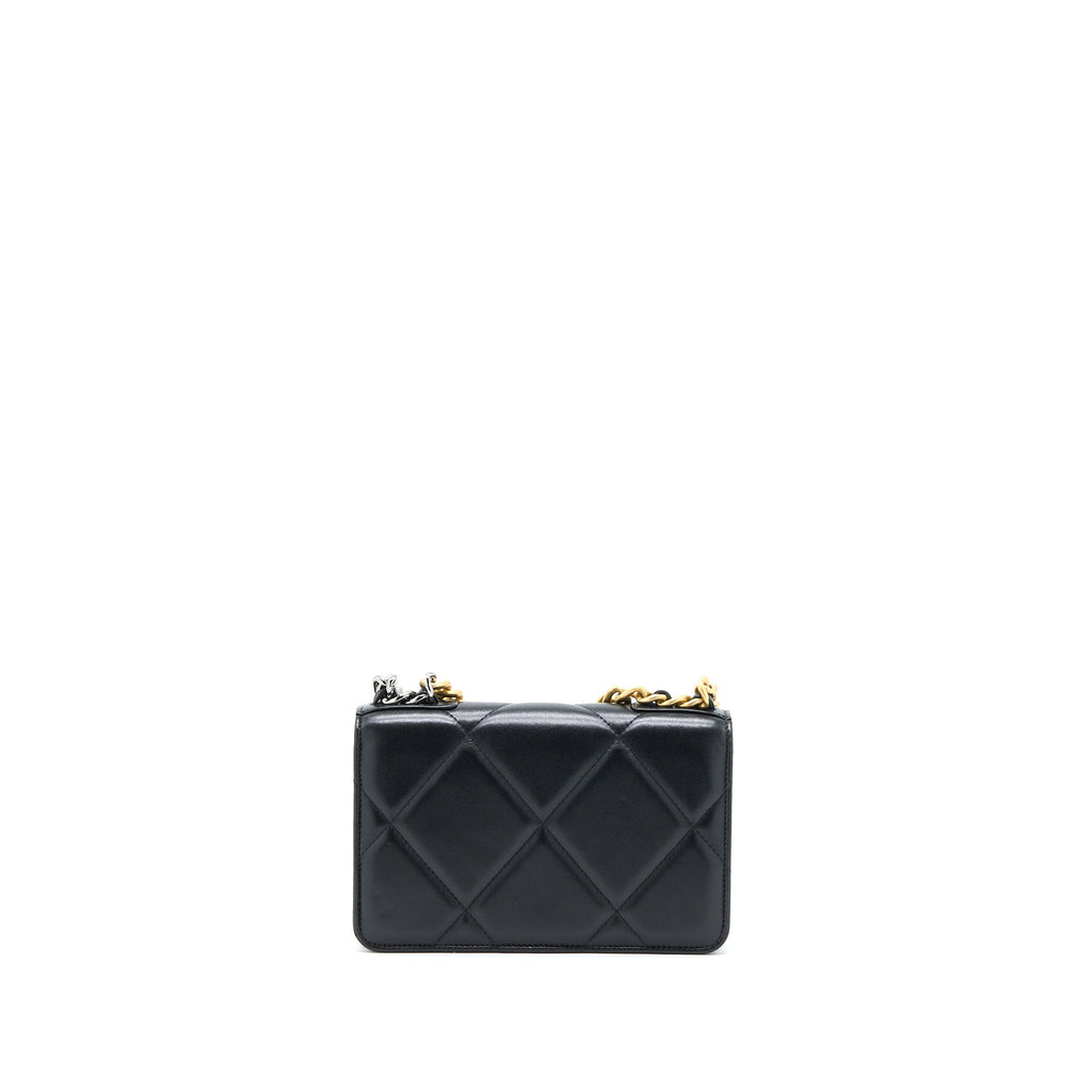 chanel-19-wallet-on-chain-lambskin-black-multicolour-hardware-microchip