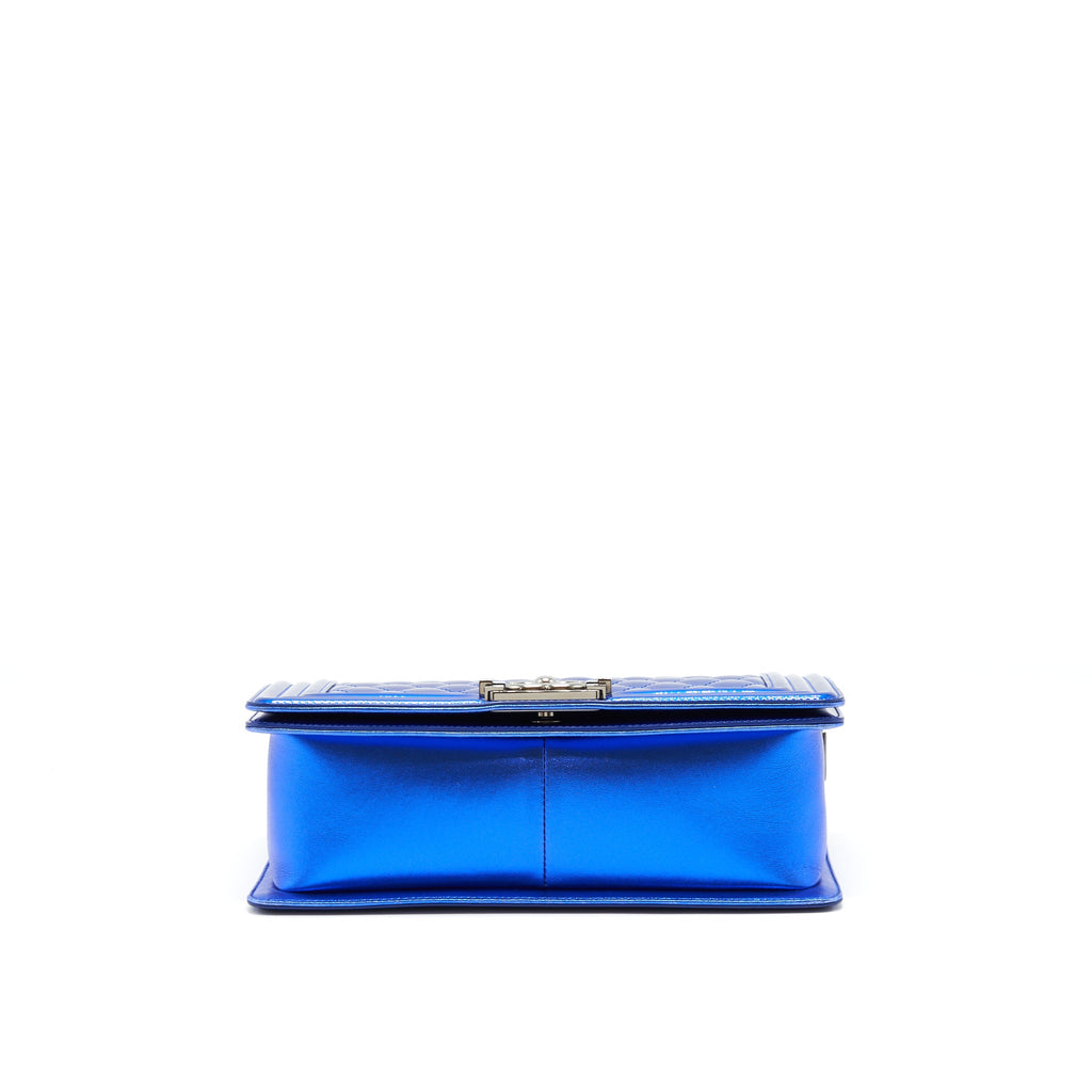 chanel-medium-leboy-patent-electricity-blue-shw