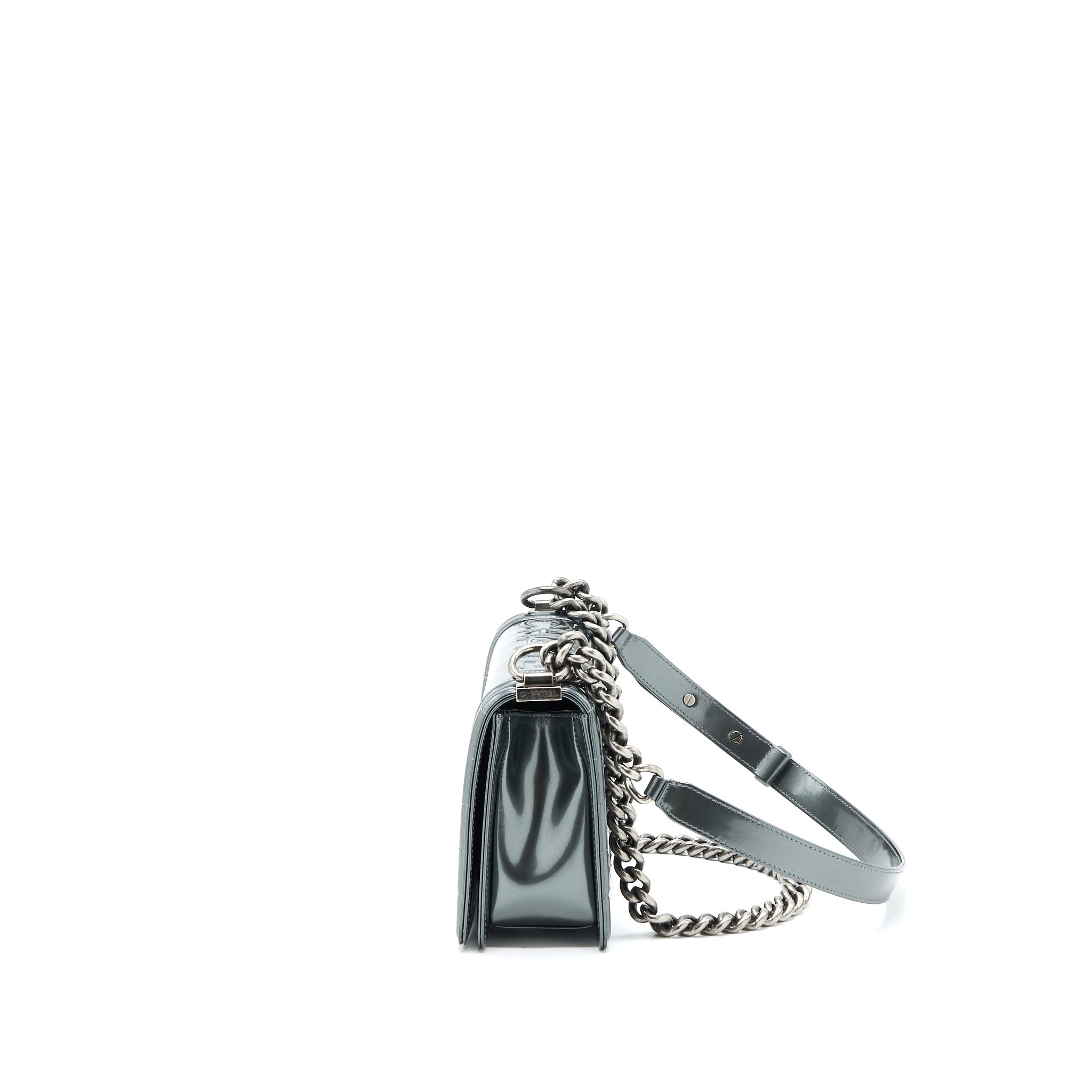 chanel-boy-bag-patent-grey-ruthenium-shw