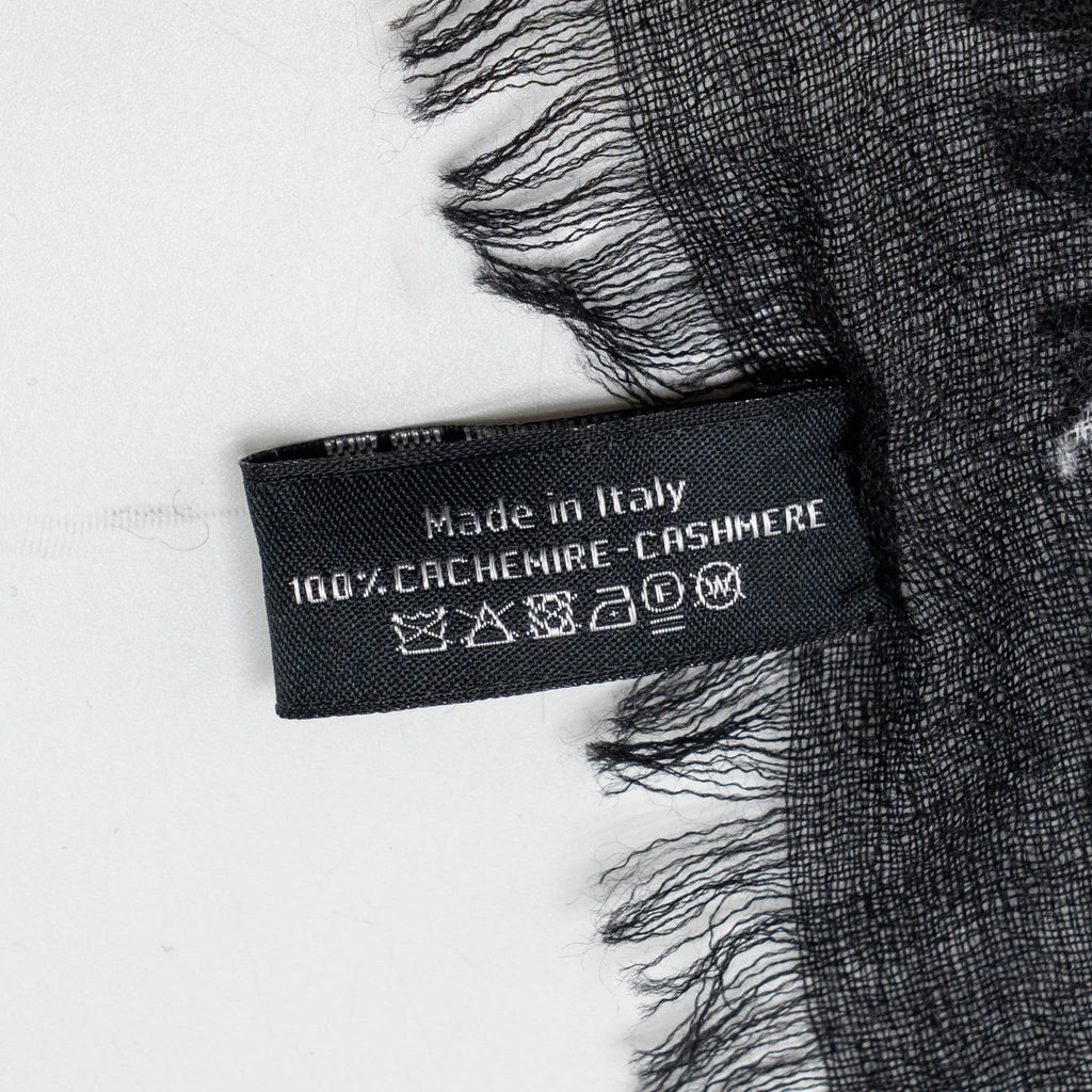 chanel-scarf-eye-mask-travel-set-black