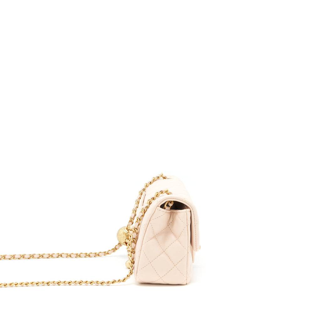 chanel-22c-pearl-crush-mini-rectangular-flap-bag-lambskin-light-berge-ghw-microchip