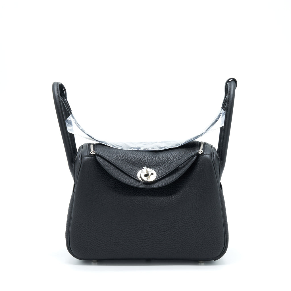 hermes-lindy-26-clemence-black-shw-stamp-z-2