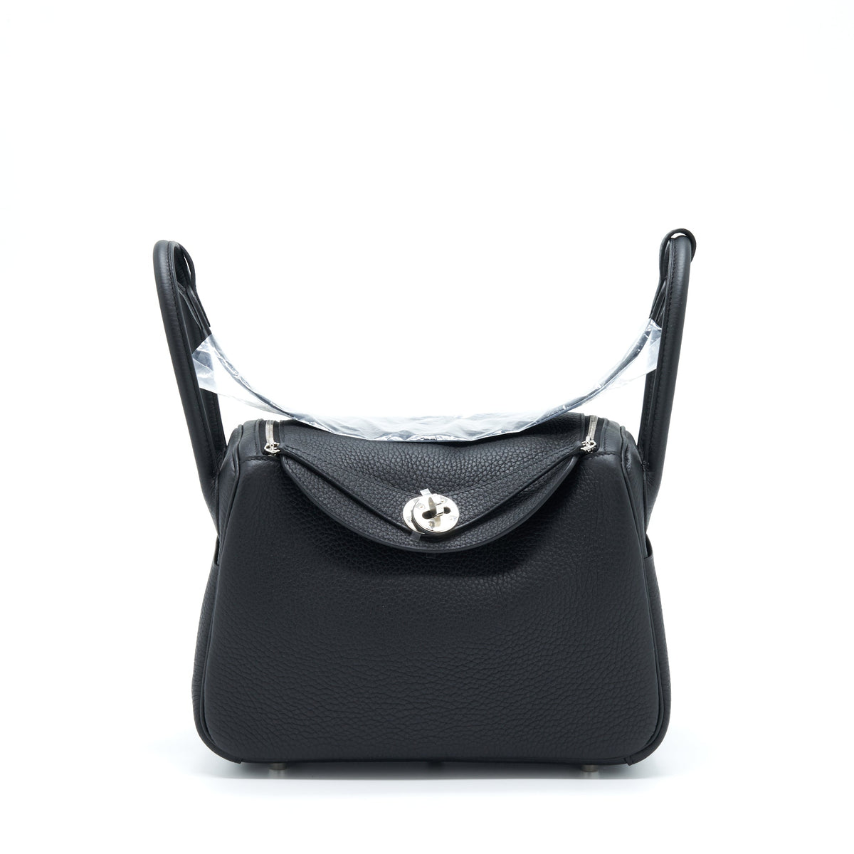 hermes-lindy-26-clemence-black-shw-stamp-z-2