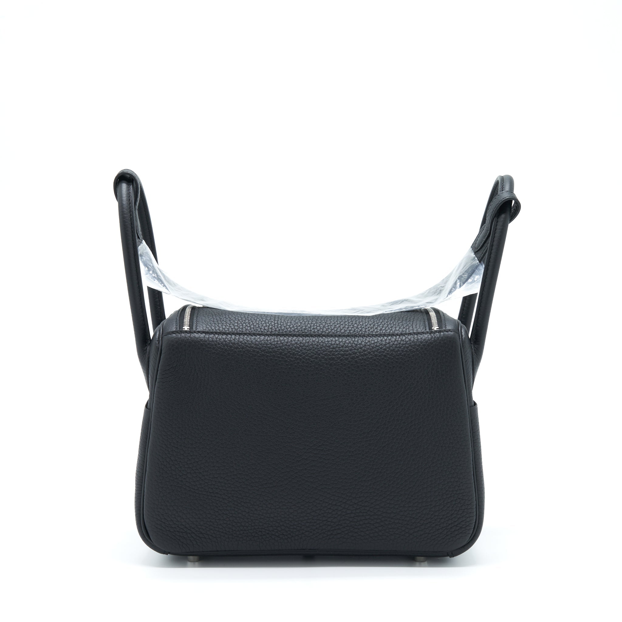 hermes-lindy-26-clemence-black-shw-stamp-z-2