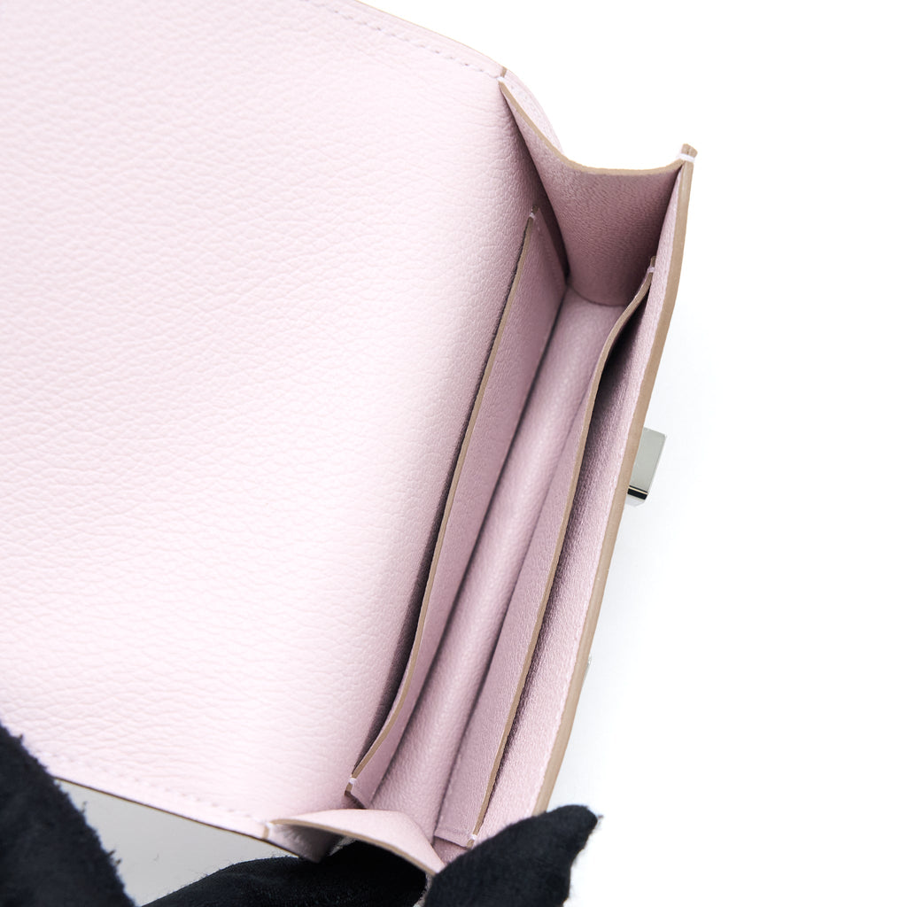 hermes-constance-slim-evercolour-mauve-pale-shw-stamp-b