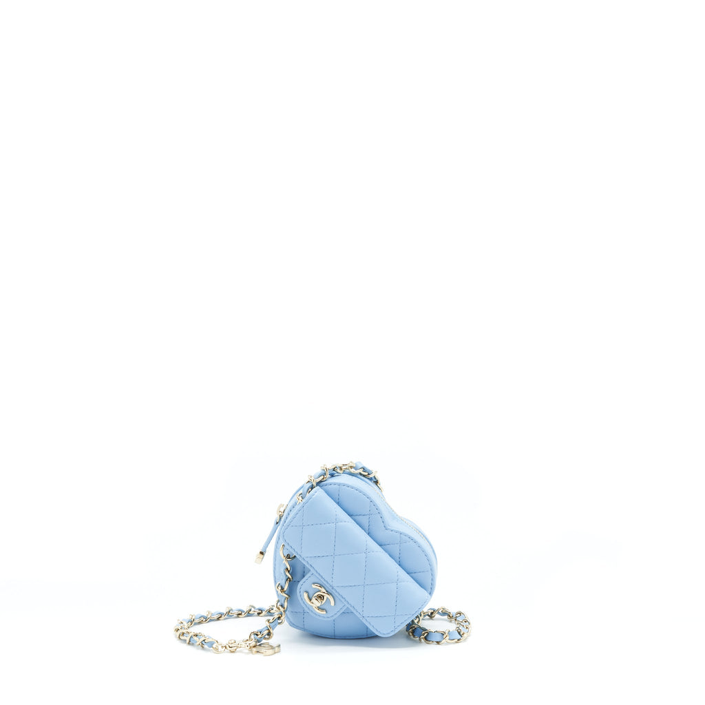 chanel-22s-heart-belt-bag-lambskin-light-blue-lghw
