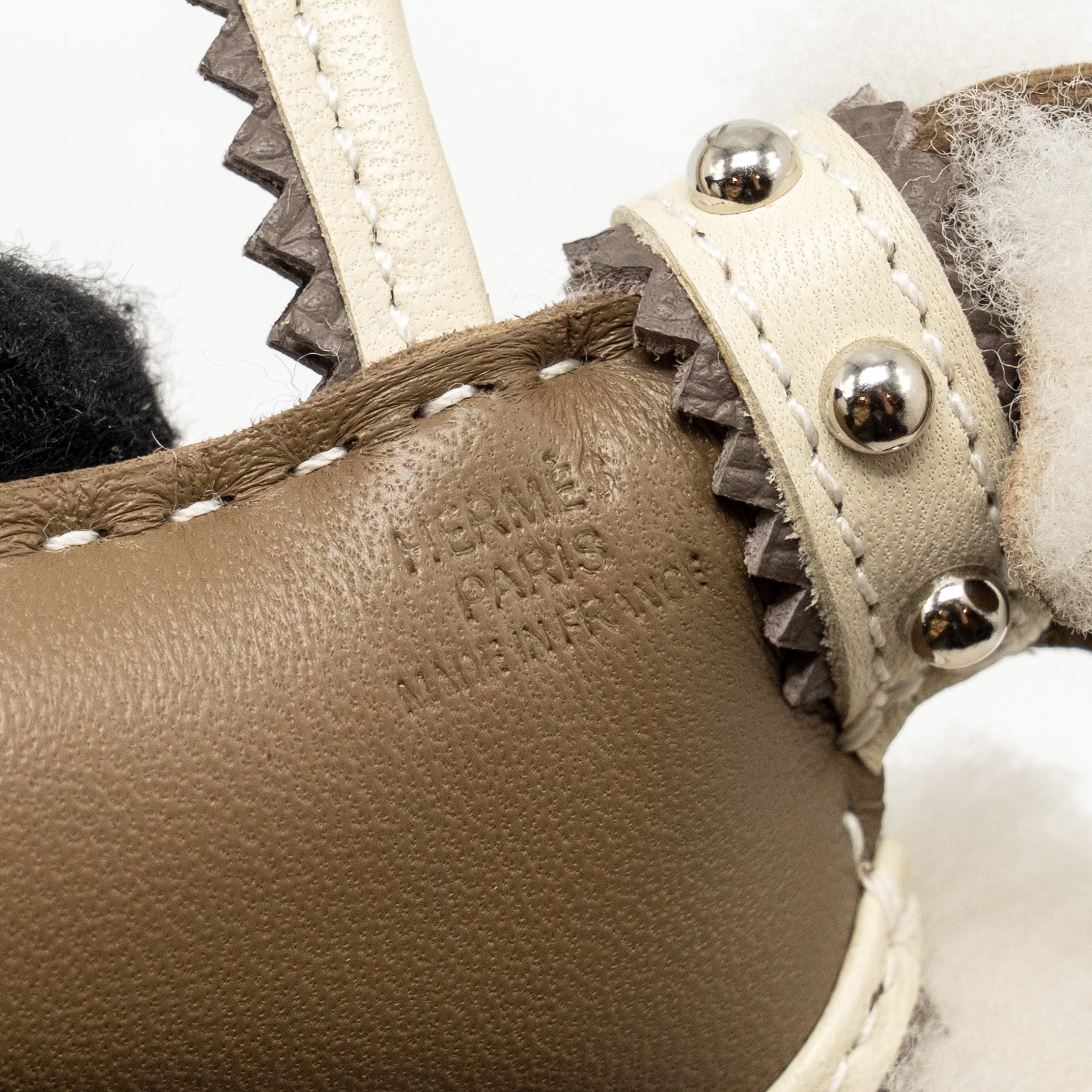 hermes-budy-apic-bag-charm-wool-leather-ag-ecru-etoupe-craie-gris-etain-stamp-k-copy-1