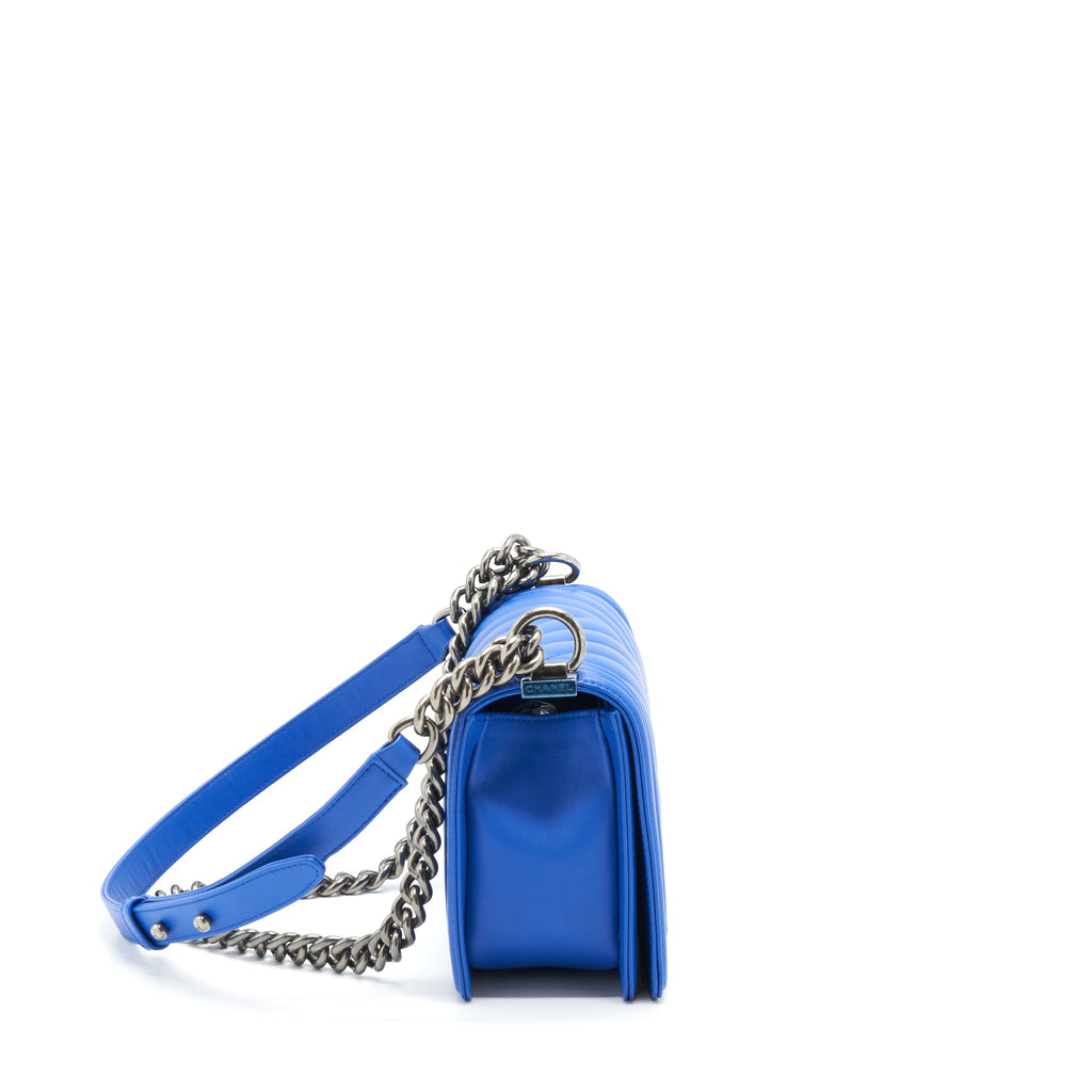 chanel-medium-chevron-boy-bag-lambskin-blue-ruthenium-hardware