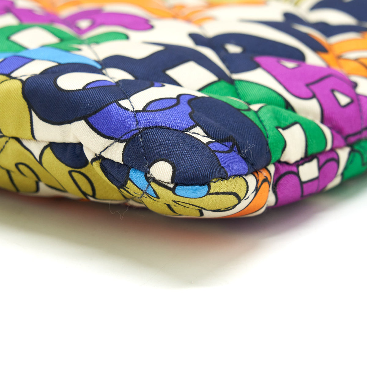 chanel-21k-printed-barricades-quilted-logo-shopping-tote-bag-multicolour-lghw