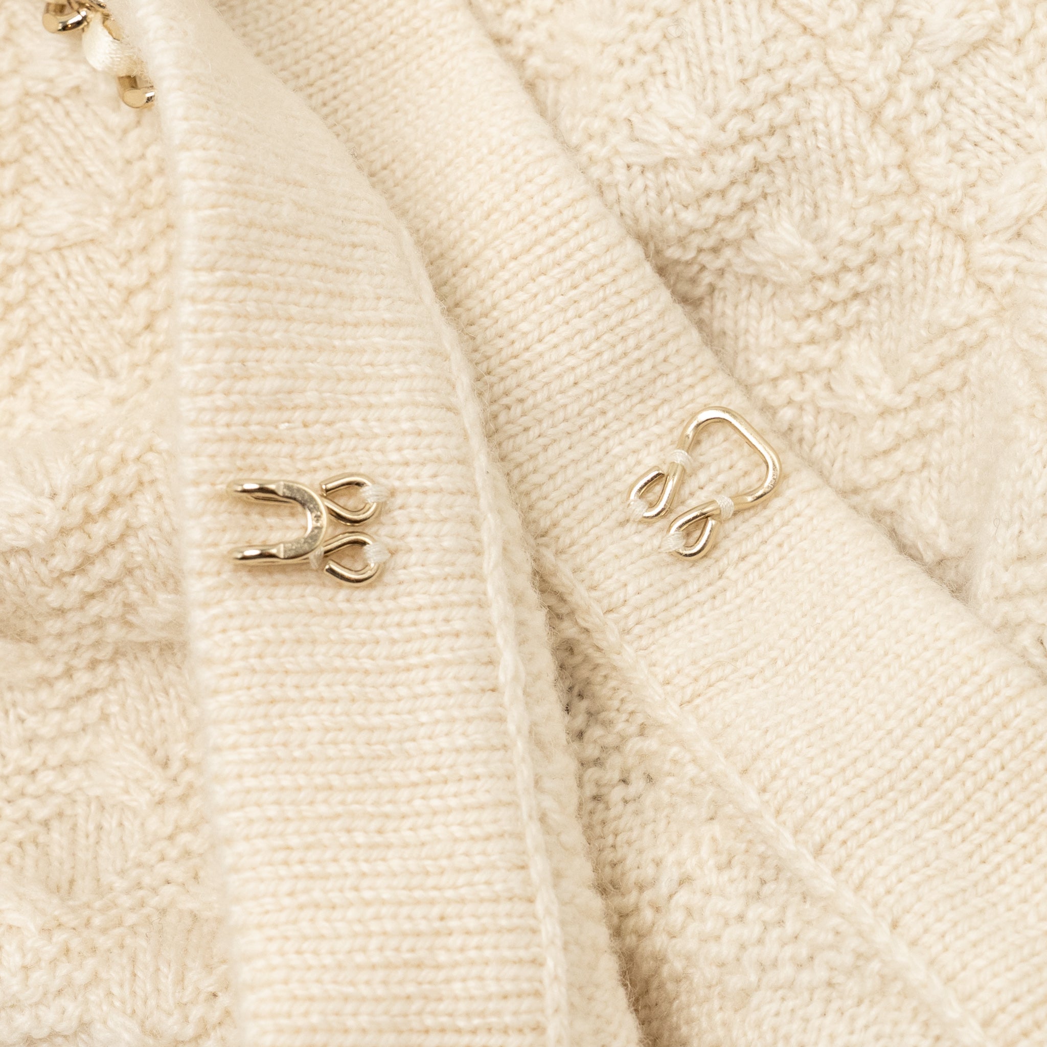 chanel-size-36-23b-leather-chain-cashmere-cardigan-cream