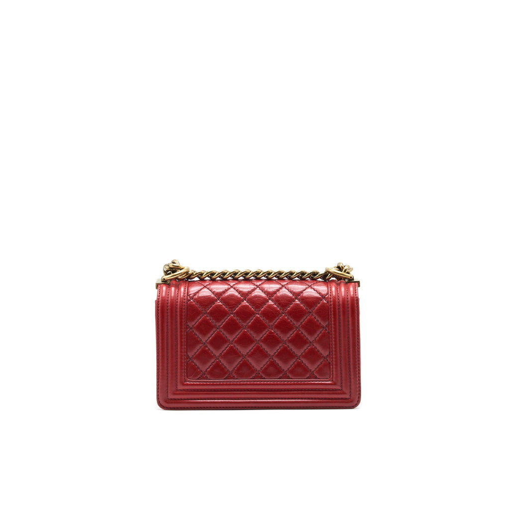 chanel-glazed-calfskin-small-le-boy-bag-in-red-ghw