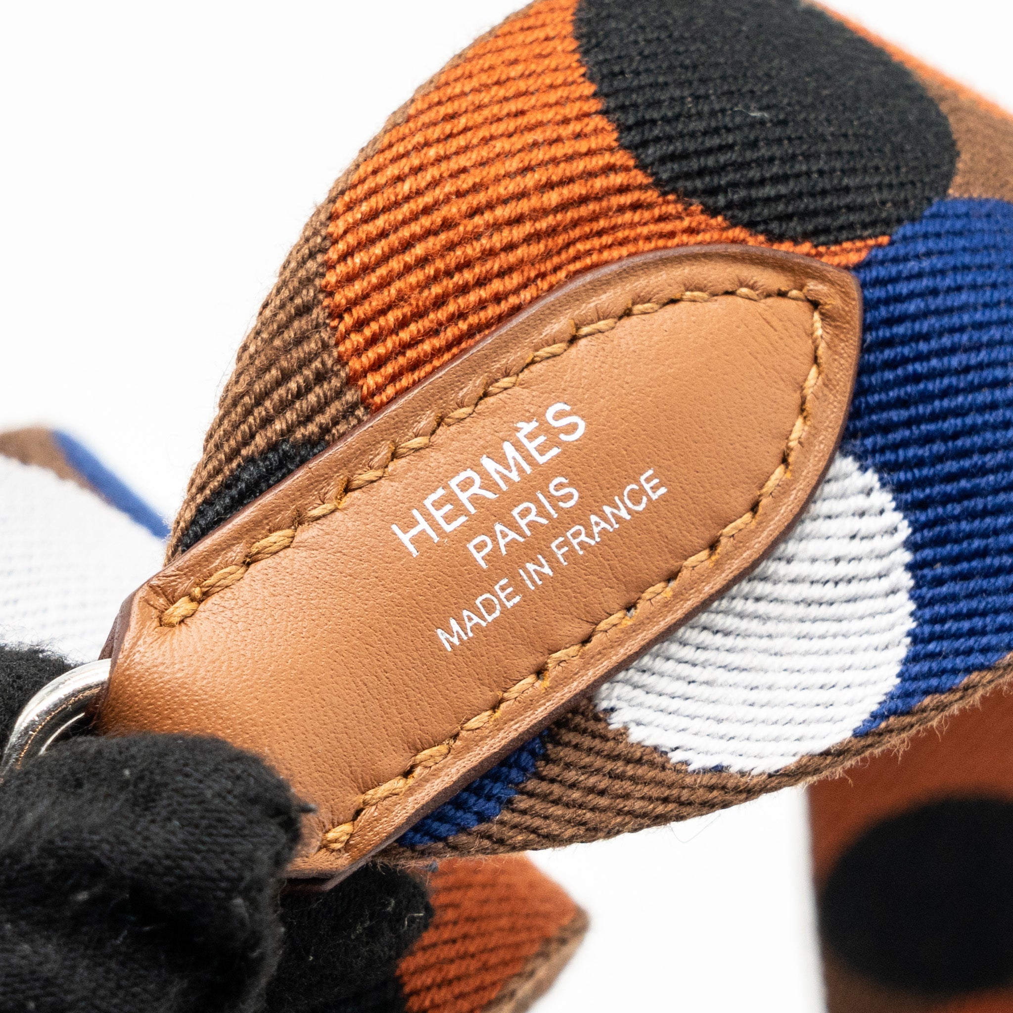 hermes-85cm-shoulder-strap-canvas-gold-multicolor-shw