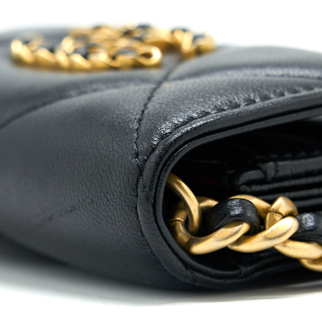 chanel-19-flap-card-holder-with-chain-black-multicolor-hardware