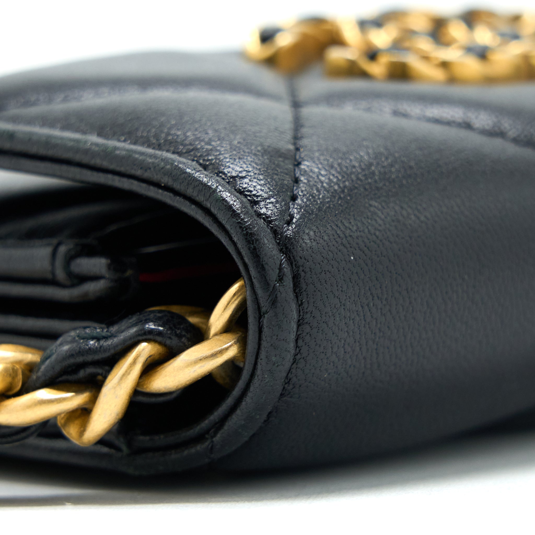 chanel-19-flap-card-holder-with-chain-black-multicolor-hardware