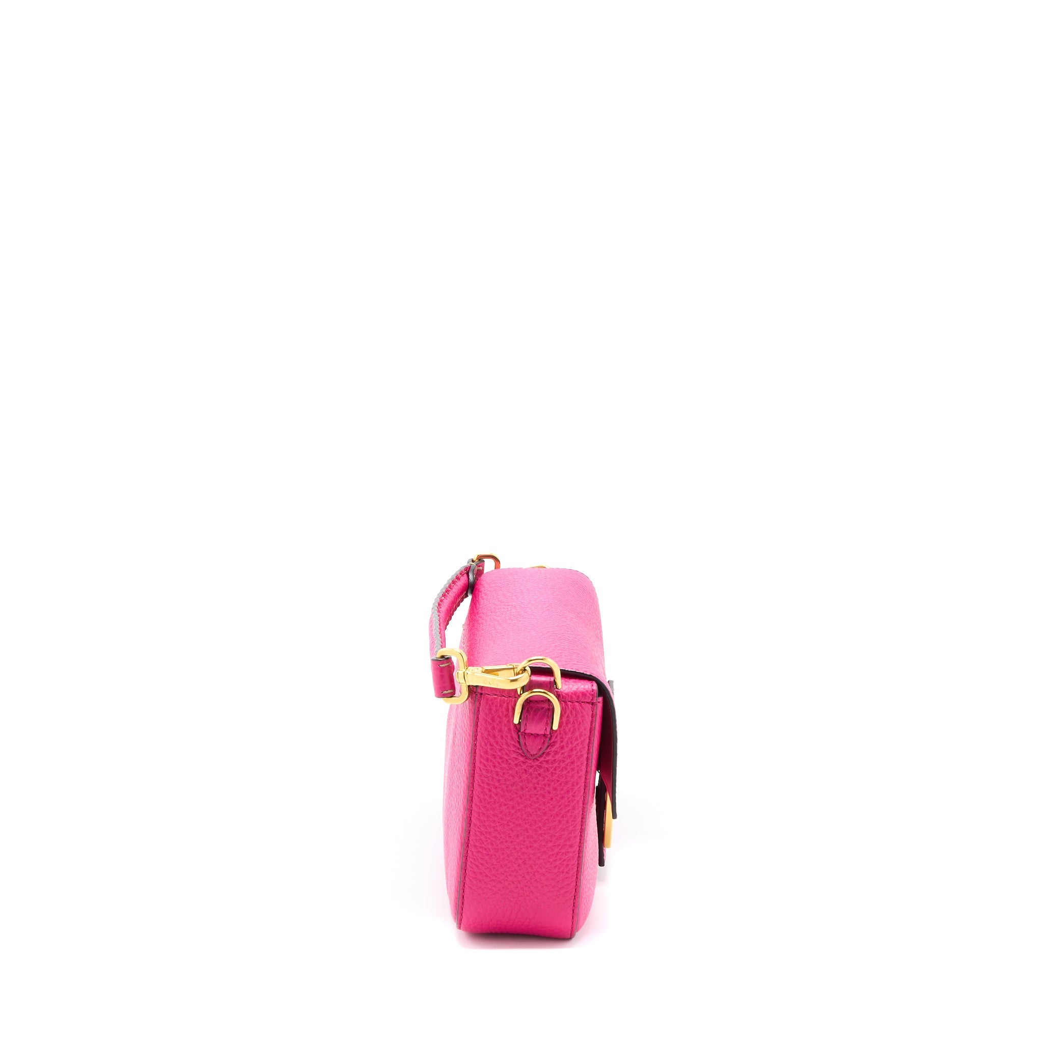 fendi-baguette-bag-calfskin-pink-ghw