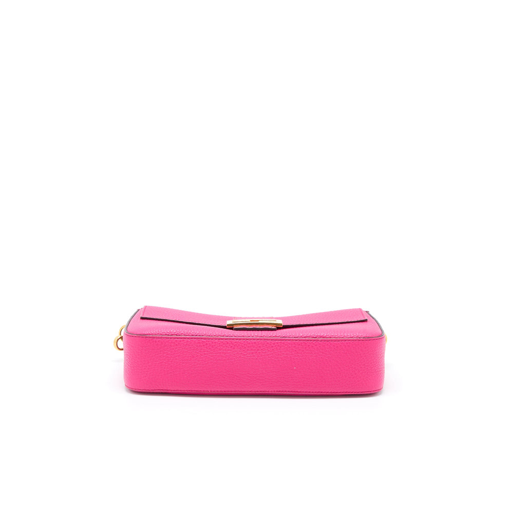 fendi-baguette-bag-calfskin-pink-ghw