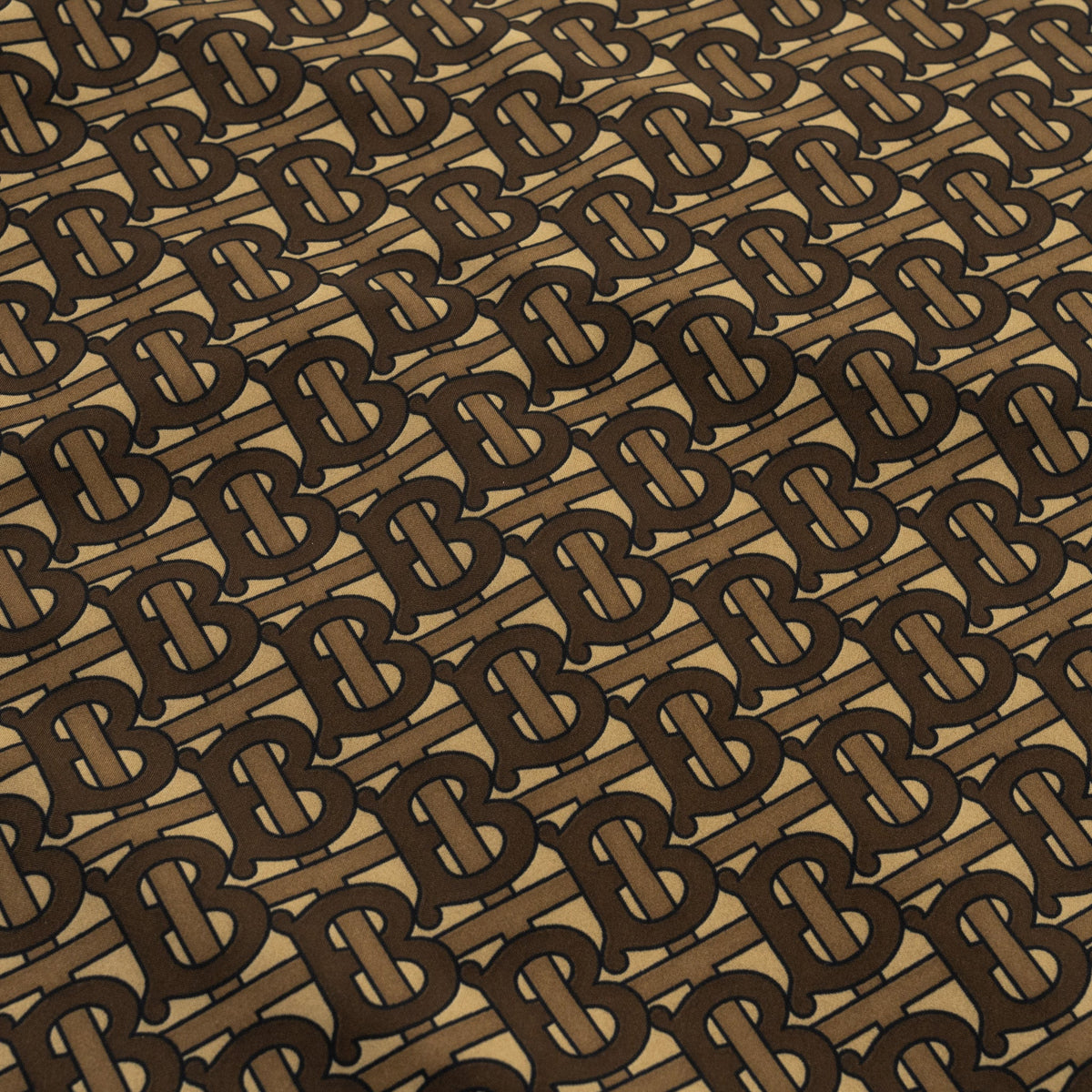 burberry-size-small-trancura-tb-monogram-top-brown