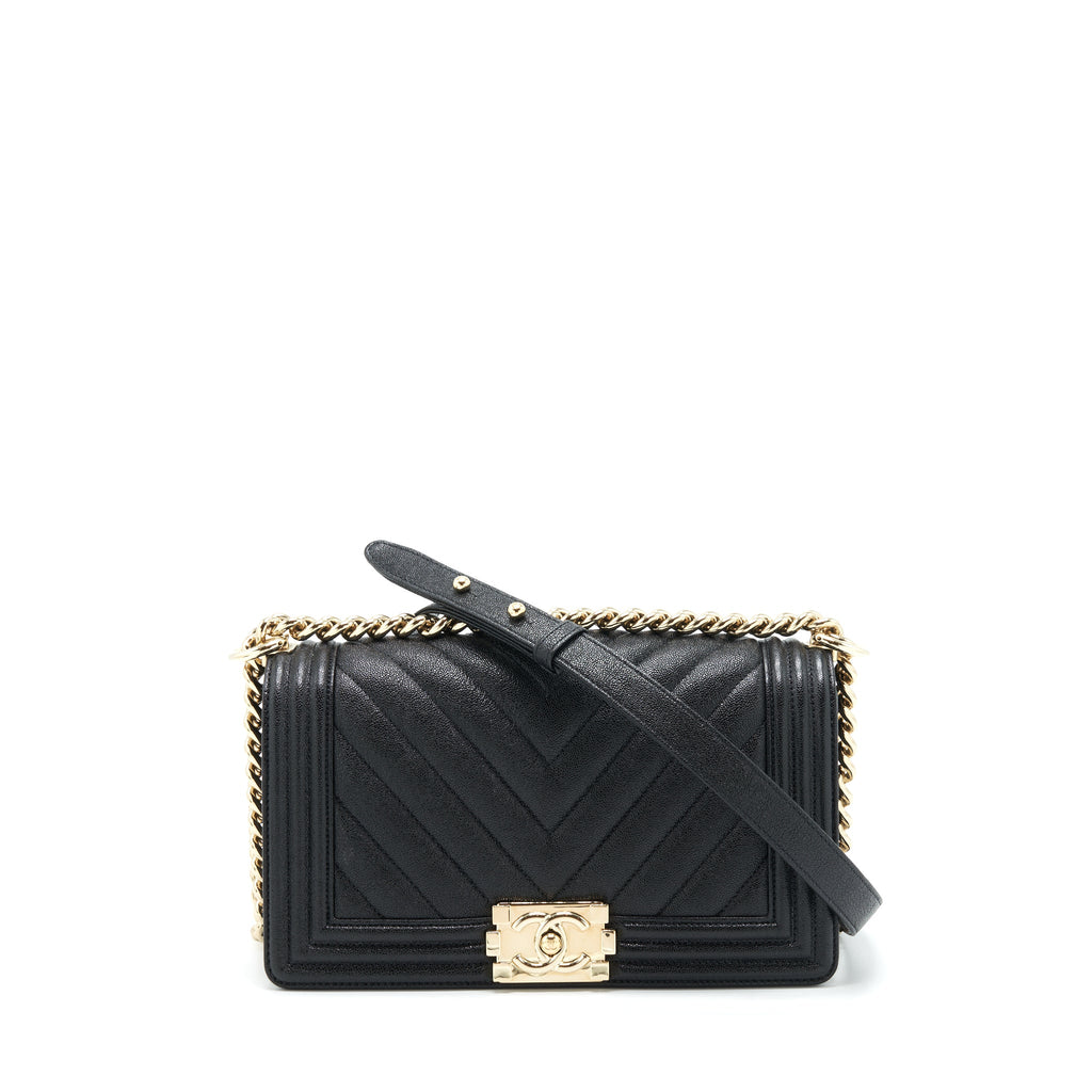chanel-medium-boy-chevron-caviar-black-lghw