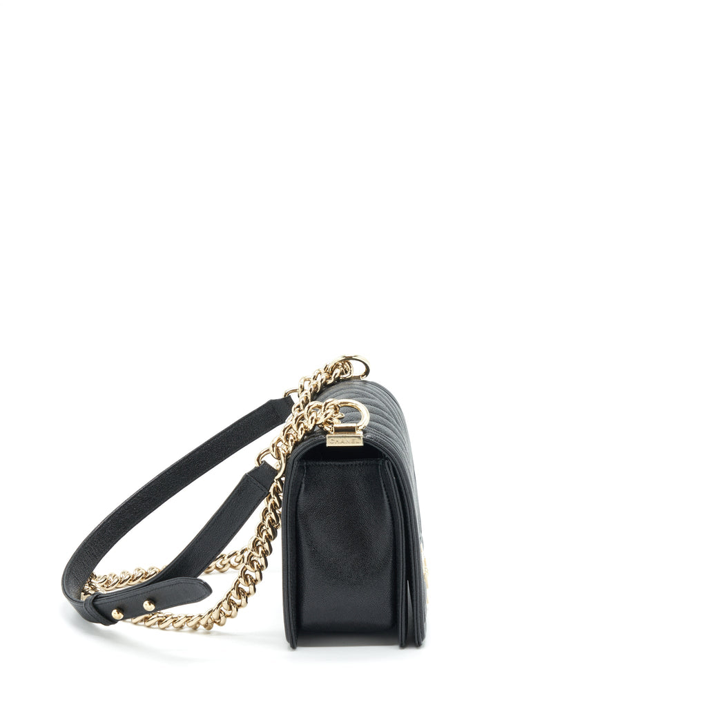 chanel-medium-boy-chevron-caviar-black-lghw