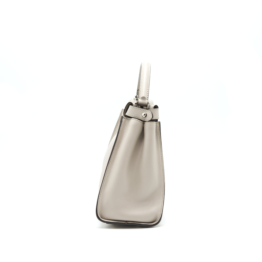 fendi-medium-peekaboo-bag-light-grey-with-shw