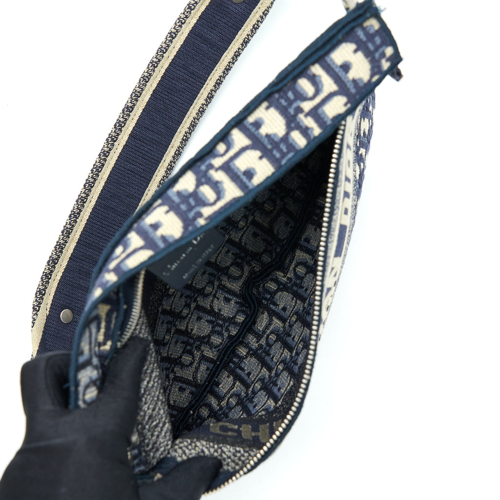 dior-crossbody-messenger-bag-oblique-canvas