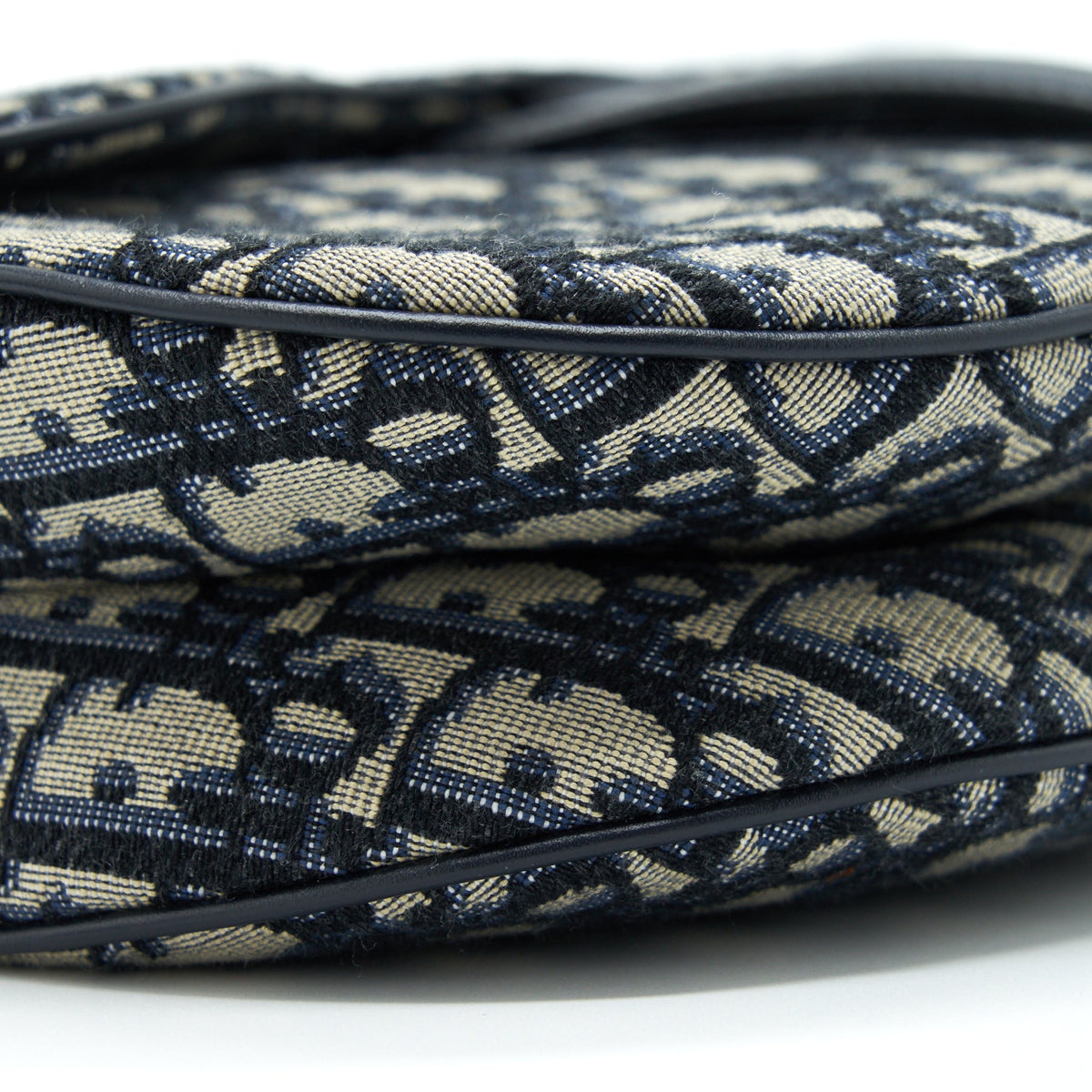 dior-medium-saddle-bag-blue-oblique-canvas-ghw