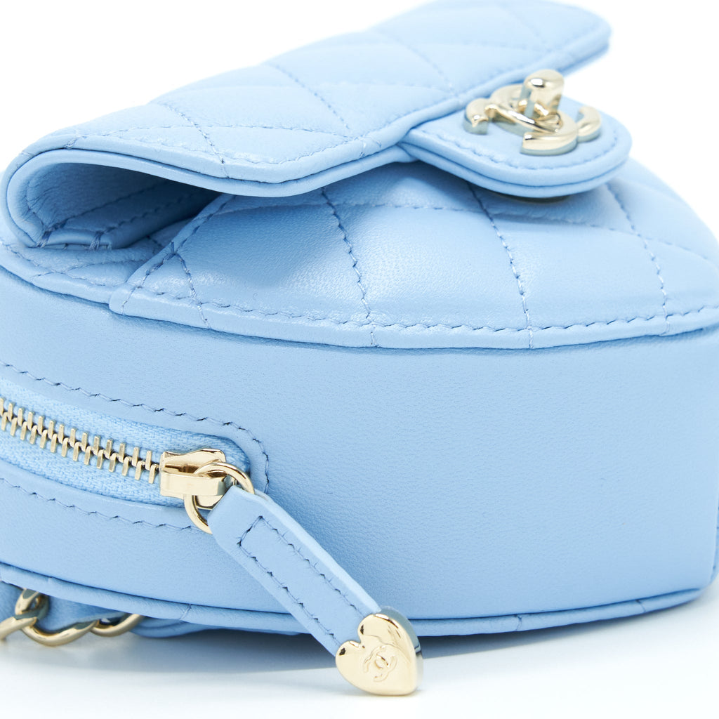 chanel-22s-heart-belt-bag-lambskin-light-blue-lghw