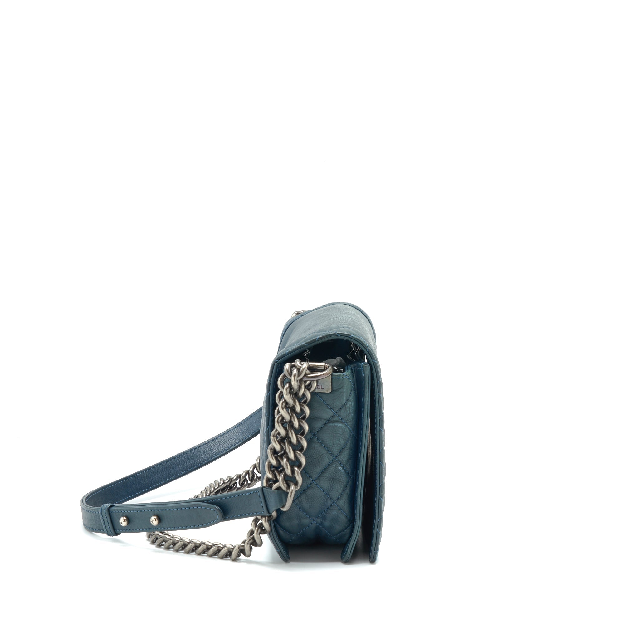 chanel-soft-calfskin-boy-bag-dark-blue-ruthenium-hardware