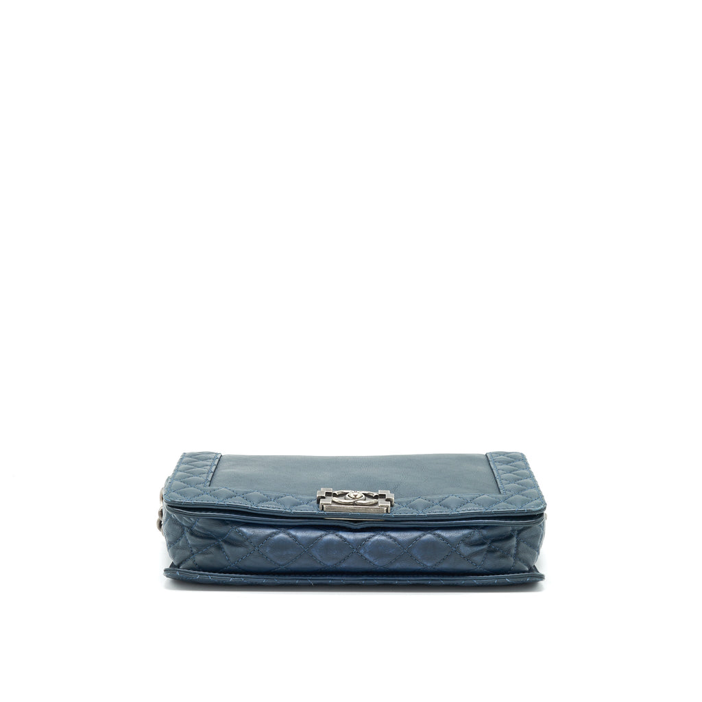 chanel-soft-calfskin-boy-bag-dark-blue-ruthenium-hardware