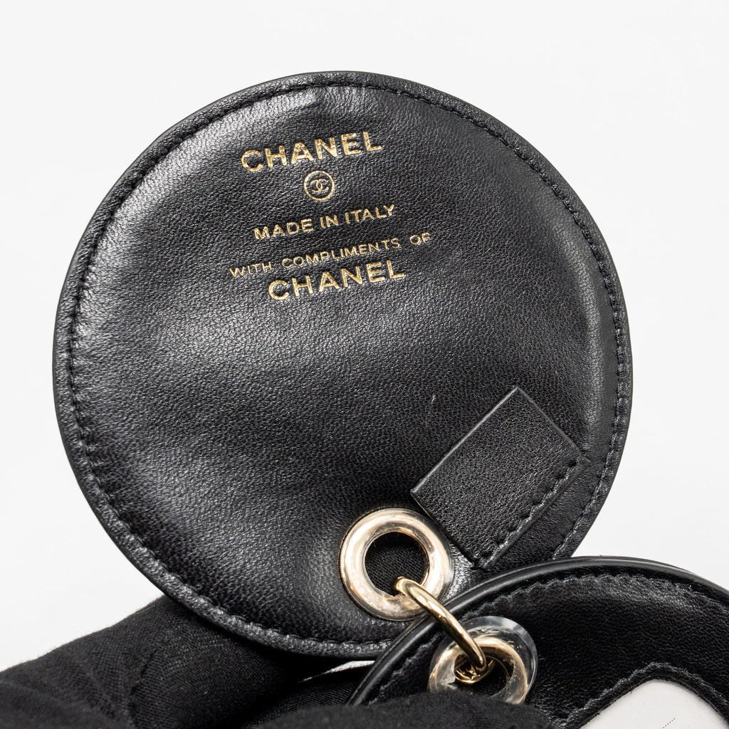 chanle-round-luggage-tag-lambskin-black-lghw