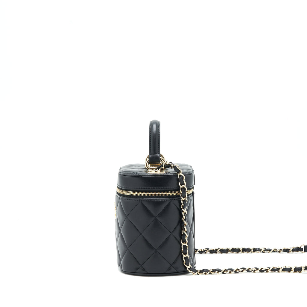 chanel-trendy-cc-round-vanity-case-crossbody-bag-lambskin-black-lghw